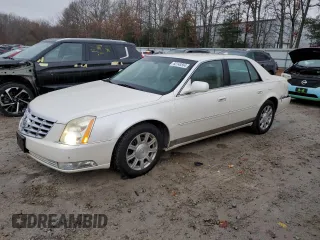 2011 Cadillac DTS with VIN 1G6KA5E69BU102153, listed as a Copart auction lot 82148564 with 71,429 mi miles and Clean Title. Bid and sale history available at carsss.com. Image 1.