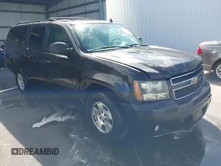 2007 Chevrolet Suburban LT with VIN 1GNFK16347J231376, listed as a IAAI auction lot 41731600 with 285,420 mi miles. Bid and sale history available at carsss.com. Image 1.