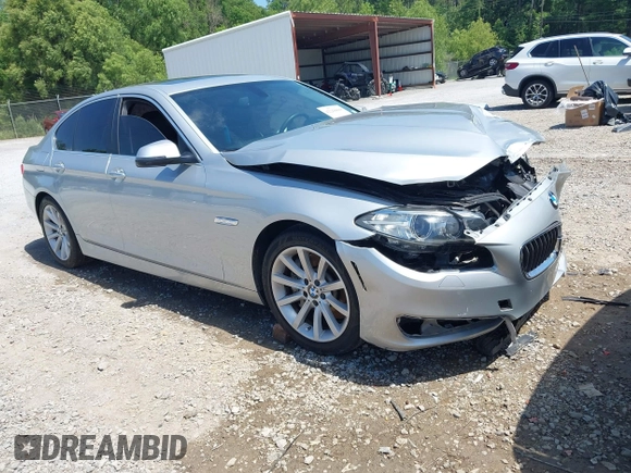 2014 BMW 5 Series 535i z VIN WBA5B1C58ED481996, wystawiony jako IAAI lot #42260808 z przebiegiem 112 539 mil mil oraz . Historia ofert i sprzedaży dostępna na DreamBid. Obrazek 1.