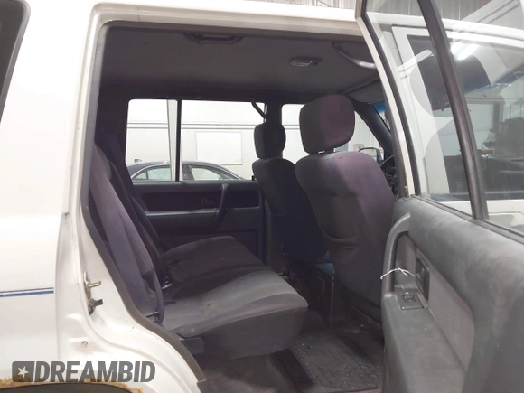 1994 Isuzu Trooper z VIN JACDH58V9R7919182, wystawiony jako IAAI lot #42333093 z przebiegiem 192 819 mil mil oraz . Historia ofert i sprzedaży dostępna na DreamBid. Obrazek 8.