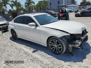 2019 BMW 3 Series 330i with VIN 3MW5R1J56K8A04250, listed as a Copart auction lot 53336355 with 105,543 mi miles and Salvage Title. Bid and sale history available at carsss.com. Image 4.