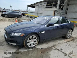 2017 Jaguar XF 35t Premium with VIN SAJBJ4BVXHCY30910, listed as a Copart auction lot 43550705 with 52,408 mi miles and Salvage Title. Bid and sale history available at carsss.com. Image 1.