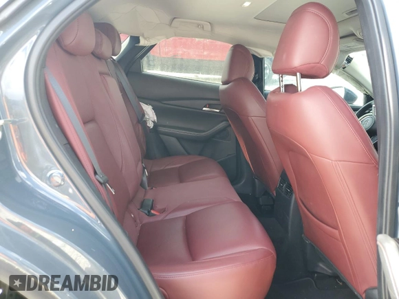 2023 Mazda CX-30 S Carbon Edition с VIN 3MVDMBCM9PM517237, выставлен на аукционе Copart как лот 55773945 с пробегом 17 724 миль миль и Списание • Salvage title. История ставок и продаж доступна на DreamBid. Изображение 11.