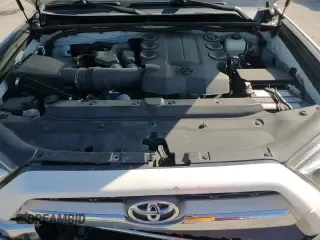 2018 Toyota 4Runner SR5 с VIN JTEBU5JR1J5517511, выставлен на аукционе Copart как лот 71298285 с пробегом 42 325 миль миль и Списание • Salvage title. История ставок и продаж доступна на DreamBid. Изображение 13.