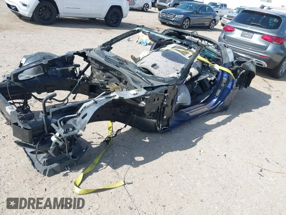 2017 Chevrolet Corvette Z51 1LT z VIN 1G1YH2D73H5114175, wystawiony jako IAAI lot #40699522 z przebiegiem Nie podano mil oraz . Historia ofert i sprzedaży dostępna na DreamBid. Obrazek 17.