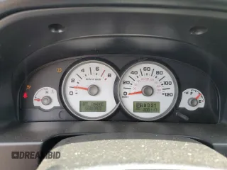 2007 Ford Escape Limited z VIN 1FMYU04137KA07206, wystawiony jako Copart lot #62421035 z przebiegiem 200 117 mil mil oraz Szkoda całkowita • Salvage title. Historia ofert i sprzedaży dostępna na DreamBid. Obrazek 9.