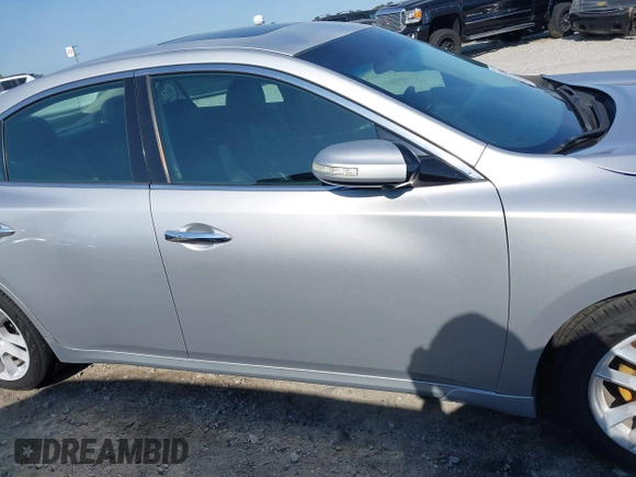 2010 Nissan Maxima SV with VIN 1N4AA5AP4AC825670, listed as a IAAI auction lot 42150640 with 117,626 mi miles and . Bid and sale history available at DreamBid. Image 13.