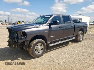 2019 Ram 2500 Tradesman z VIN 3C6UR5CL4KG619510, wystawiony jako Copart lot #58254685 z przebiegiem 129 954 mil mil oraz Szkoda całkowita • Salvage title. Historia ofert i sprzedaży dostępna na DreamBid. Obrazek 1.