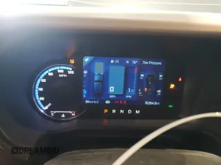 2022 Ford Bronco z VIN 1FMEE5DPXNLB55992, wystawiony jako Copart lot #62194195 z przebiegiem 70 264 mil mil oraz Szkoda całkowita • Salvage title. Historia ofert i sprzedaży dostępna na DreamBid. Obrazek 9.
