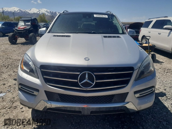 2013 Mercedes-Benz M ML 350 with VIN 4JGDA5HB9DA153747, listed as a Copart auction lot 54004615 with 109,261 mi miles and Clean Title. Bid and sale history available at carsss.com. Image 5.