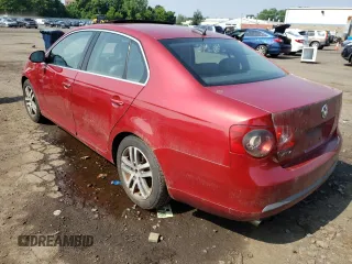 2006 Volkswagen Jetta 2.5L with VIN 3VWSG71K66M675951, listed as a Copart auction lot 61791035 with 208,453 mi miles and Salvage title. Bid and sale history available at DreamBid. Image 2.
