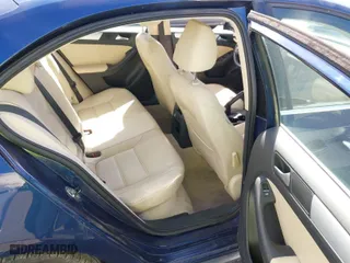 2013 Volkswagen Jetta Sedan Hybrid SE with VIN 3VW637AJ8DM227714, listed as a IAAI auction lot 41979740 with 170,648 mi miles. Bid and sale history available at carsss.com. Image 8.