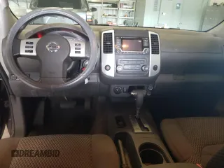 2015 Nissan Frontier SV z VIN 1N6AD0CW9FN714355, wystawiony jako Copart lot #48482675 z przebiegiem 76 835 mil mil oraz Czysty tytuł • Clean title. Historia ofert i sprzedaży dostępna na DreamBid. Obrazek 8.
