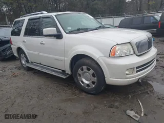 2006 Lincoln Navigator Luxury with VIN 5LMFU27536LJ19821, listed as a IAAI auction lot 41391977 with 1 mi miles. Bid and sale history available at carsss.com. Image 1.