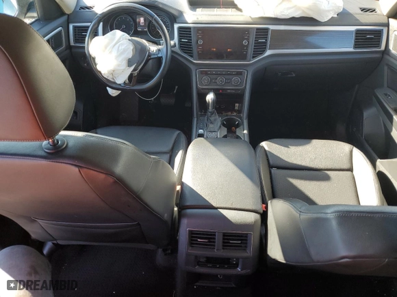 2018 Volkswagen Atlas 3.6L V6 SE with VIN 1V2LR2CA1JC533895, listed as a Copart auction lot 43526135 with 119,785 mi miles and Salvage Title. Bid and sale history available at carsss.com. Image 8.