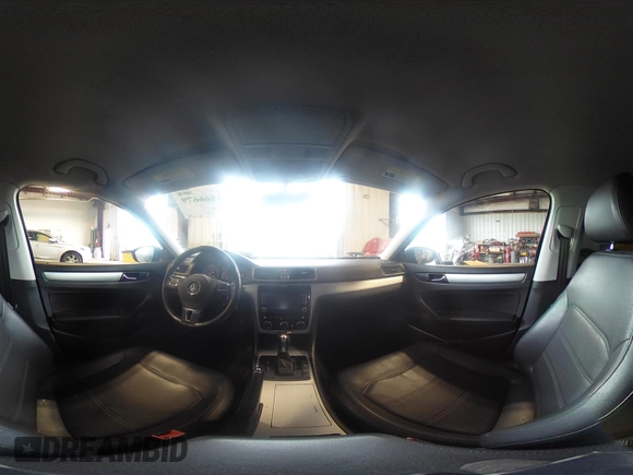 2012 Volkswagen Passat SE z VIN 1VWBH7A39CC085441, wystawiony jako IAAI lot #41866679 z przebiegiem 110 950 mil mil oraz . Historia ofert i sprzedaży dostępna na DreamBid. Obrazek 19.