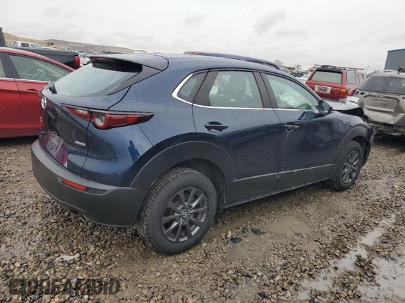 2022 Mazda CX-30 S with VIN 3MVDMBAL7NM418164, listed as a Copart auction lot 41493465 with 28,646 mi miles and Salvage title. Bid and sale history available at DreamBid. Image 3.