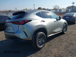 2023 Lexus NX 350 Premium с VIN 2T2GGCEZ8PC026117, выставлен на аукционе IAAI как лот 40730867 с пробегом 20 908 миль миль и . История ставок и продаж доступна на DreamBid. Изображение 4.