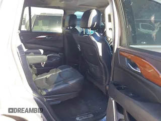 2018 Cadillac Escalade Luxury z VIN 1GYS3BKJ0JR147752, wystawiony jako IAAI lot #41419140 z przebiegiem 124 376 mil mil oraz . Historia ofert i sprzedaży dostępna na DreamBid. Obrazek 8.