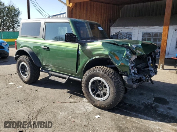 2024 Ford Bronco Black Diamond with VIN 1FMDE1APXRLB43999, listed as a Copart auction lot 52414555 with 3,902 mi miles and Salvage title. Bid and sale history available at DreamBid. Image 4.