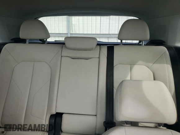 2020 Audi Q3 Premium with VIN WA1AECF35L1035909, listed as a Copart auction lot 49854725 with 78,602 mi miles and Salvage title. Bid and sale history available at DreamBid. Image 10.