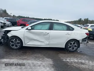 2020 Kia Forte LXS with VIN 3KPF24AD6LE246625, listed as a IAAI auction lot 41661690 with 93,524 mi miles and . Bid and sale history available at carsss.com. Image 14.