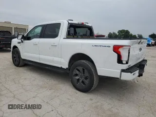 2024 Ford F-150 Lightning Flash z VIN 1FT6W3L77RWG28974, wystawiony jako Copart lot #60819395 z przebiegiem 7 025 mil mil oraz Szkoda całkowita • Salvage title. Historia ofert i sprzedaży dostępna na DreamBid. Obrazek 2.