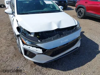 2019 Hyundai Ioniq Electric with VIN KMHC75LH8KU048621, listed as a IAAI auction lot 41998284 with 59,780 mi miles. Bid and sale history available at carsss.com. Image 6.