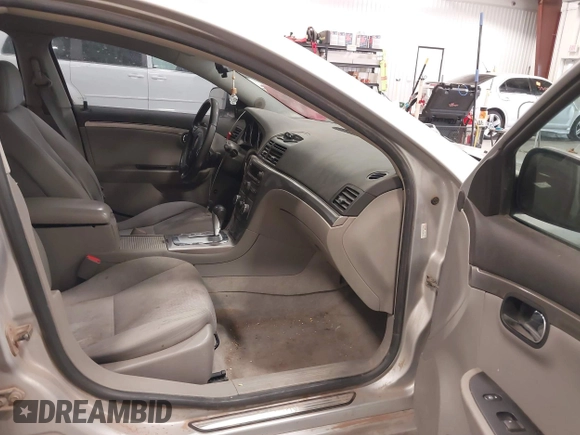 2009 Saturn Aura XE with VIN 1G8ZS57B59F126669, listed as a IAAI auction lot 42044337 with 153,392 mi miles and . Bid and sale history available at DreamBid. Image 5.