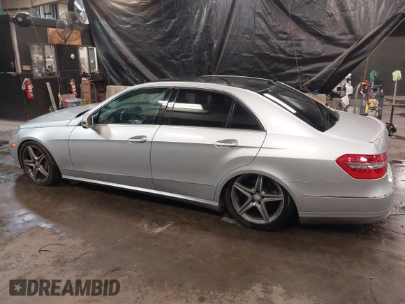 2011 Mercedes-Benz E 550 Luxury with VIN WDDHF9AB6BA338317, listed as a IAAI auction lot 41370286 with 153,041 mi miles and . Bid and sale history available at DreamBid. Image 15.