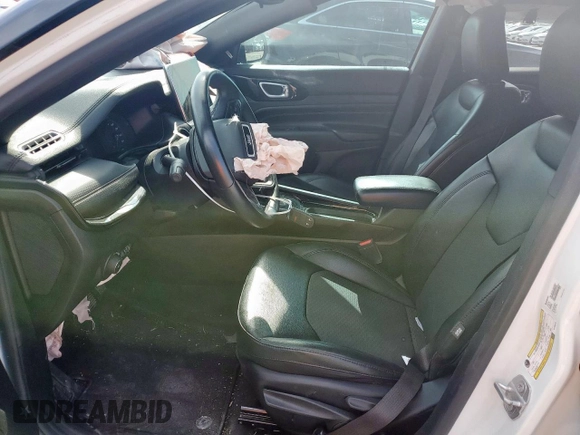 2022 Jeep Compass Latitude with VIN 3C4NJCBB0NT198415, listed as a Copart auction lot 57055305 with 37,797 mi miles and Salvage title. Bid and sale history available at DreamBid. Image 7.