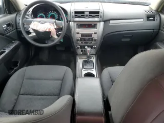 2010 Ford Fusion SE с VIN 3FAHP0HA8AR247611, выставлен на аукционе Copart как лот 62086875 с пробегом 186 109 миль миль и На запчасти • Non repairable. История ставок и продаж доступна на DreamBid. Изображение 8.