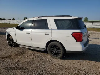 2022 Ford Expedition XLT with VIN 1FMJU1HT4NEA58969, listed as a Copart auction lot 75563424 with 27,905 mi miles and Salvage Title. Bid and sale history available at carsss.com. Image 2.