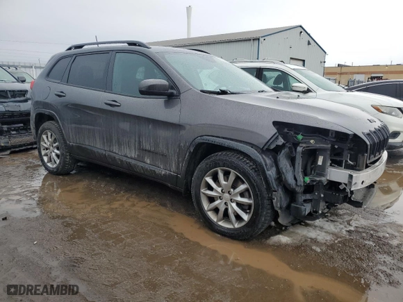 2018 Jeep Cherokee Latitude with VIN 1C4PJMCXXJD585224, listed as a Copart auction lot 47482395 with 96,966 mi miles and Clean Title. Bid and sale history available at carsss.com. Image 4.