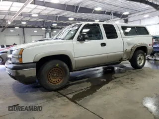 2005 Chevrolet Silverado 1500 Z71 with VIN 1GCEK19B35Z299108, listed as a Copart auction lot 51085525 with 191,419 mi miles and Salvage Title. Bid and sale history available at DreamBid. Image 1.