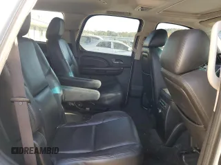 2011 Cadillac Escalade Luxury z VIN 1GYS4BEF6BR358184, wystawiony jako Copart lot #77089234 z przebiegiem 240 804 mil mil oraz Szkoda całkowita • Salvage title. Historia ofert i sprzedaży dostępna na DreamBid. Obrazek 11.