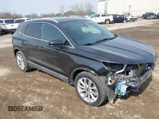 2015 Lincoln MKC with VIN 5LMTJ2AH0FUJ04461, listed as a IAAI auction lot 41804169 with 97,187 mi miles. Bid and sale history available at carsss.com. Image 1.