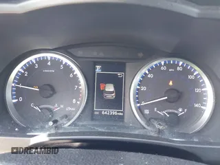 2018 Toyota Highlander LE с VIN 5TDBZRFH2JS499320, выставлен на аукционе IAAI как лот 42099889 с пробегом 642 396 миль миль и . История ставок и продаж доступна на DreamBid. Изображение 7.