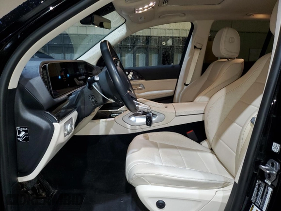 2021 Mercedes-Benz GLE 450 with VIN 4JGFB5KB7MA505318, listed as a Copart auction lot 47925135 with 31,468 mi miles and Salvage title. Bid and sale history available at DreamBid. Image 7.