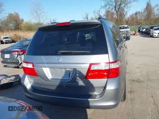 2007 Honda Odyssey EX-L with VIN 5FNRL387X7B140294, listed as a IAAI auction lot 41995795 with 202,934 mi miles. Bid and sale history available at carsss.com. Image 16.