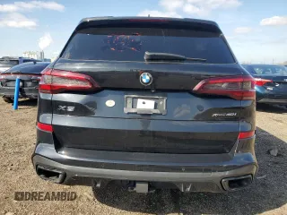 2020 BMW X5 xDrive40i z VIN 5UXCR6C08L9C63999, wystawiony jako Copart lot #51175795 z przebiegiem Nie podano mil oraz Szkoda całkowita • Salvage title. Historia ofert i sprzedaży dostępna na DreamBid. Obrazek 6.