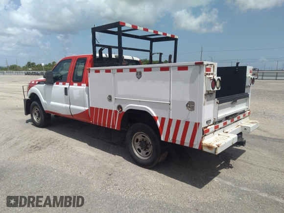 2016 Ford F-250 XL with VIN 1FD7X2B67GEC87420, listed as a IAAI auction lot 42014966 with Not provided miles and . Bid and sale history available at DreamBid. Image 3.