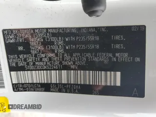 2019 Toyota Sienna XLE with VIN 5TDDZ3DC0KS224611, listed as a Copart auction lot 47667495 with 61,829 mi miles and Salvage Title. Bid and sale history available at carsss.com. Image 15.