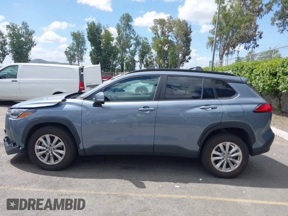 2022 Toyota Corolla Cross LE with VIN 7MUBAAAG1NV004852, listed as a IAAI auction lot 42251301 with 50,197 mi miles and . Bid and sale history available at DreamBid. Image 15.