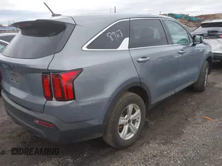 2023 Kia Sorento LX with VIN 5XYRGDLC1PG172140, listed as a IAAI auction lot 41796848 with 38,540 mi miles. Bid and sale history available at carsss.com. Image 4.