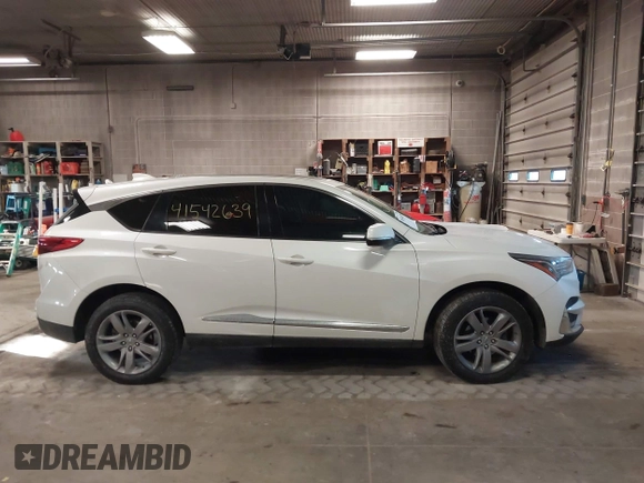 2019 Acura RDX w/Advance Pkg with VIN 5J8TC2H72KL016172, listed as a IAAI auction lot 41542639 with 105,104 mi miles. Bid and sale history available at carsss.com. Image 13.