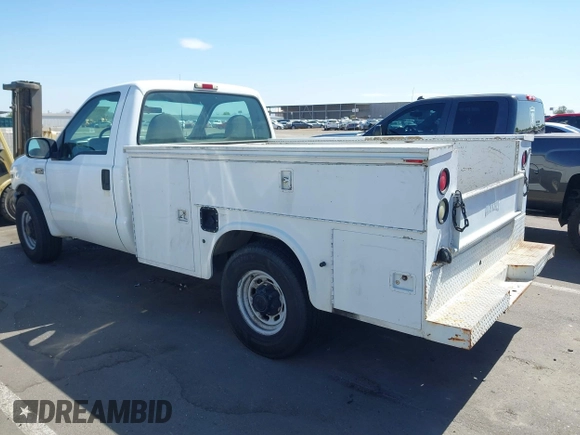 2001 Ford F-350 XL with VIN 1FTSF30L61ED27560, listed as a IAAI auction lot 42227103 with 244,077 mi miles and . Bid and sale history available at DreamBid. Image 3.