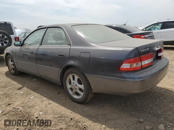 2000 Lexus ES 300 with VIN JT8BF28G7Y0288730, listed as a Copart auction lot 59120015 with 108,449 mi miles and Clean title. Bid and sale history available at DreamBid. Image 2.