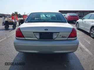 2004 Ford Crown Victoria LX с VIN 2FAFP74WX4X132788, выставлен на аукционе IAAI как лот 42282454 с пробегом 165 019 миль миль и . История ставок и продаж доступна на DreamBid. Изображение 16.