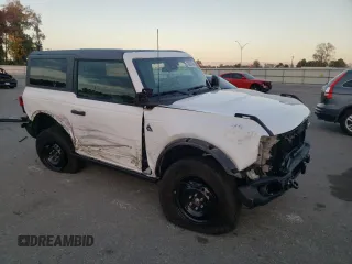 2023 Ford Bronco with VIN 1FMDE5CH7PLB98677, listed as a Copart auction lot 79028794 with 17,529 mi miles and Salvage Title. Bid and sale history available at carsss.com. Image 4.